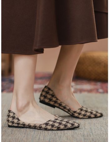 Houndstooth Pattern Point Toe Ballet Flats