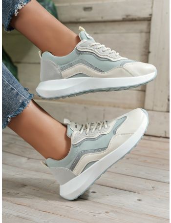 Letter Graphic Color Block Lace-up Front Running Shoes
